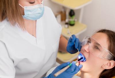 怎样在正畸期内维持牙齿健康？共享正畸期诊疗对策