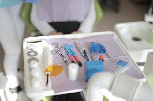 牙周病是什么?能矫正牙齿吗