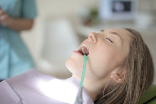 种植牙齿在临床上都有哪些类型，适用那种情况?