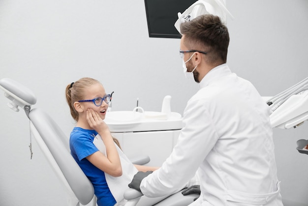 小孩牙齿矫正常用的矫治器类型及特点