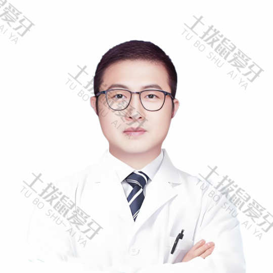 李颖杰