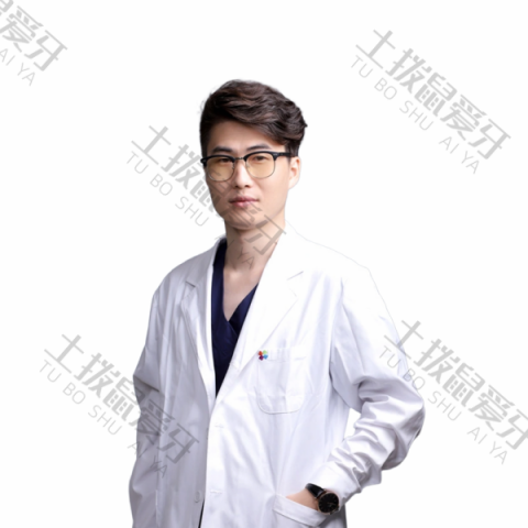 李毕超