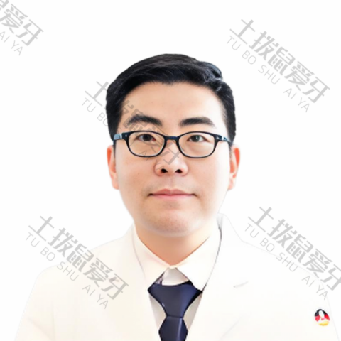 李俊鹏