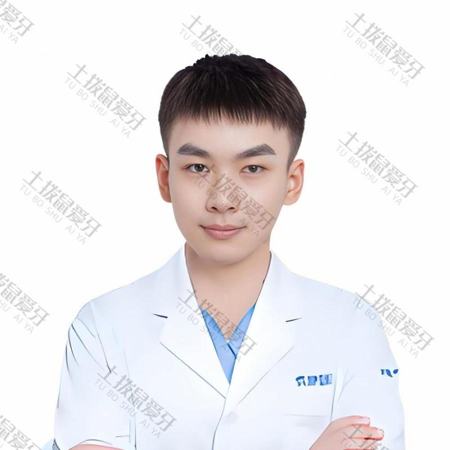 黄超