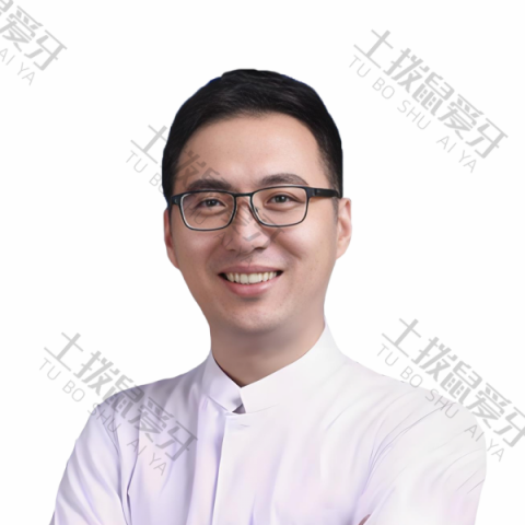 王卓华