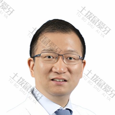 闫翔