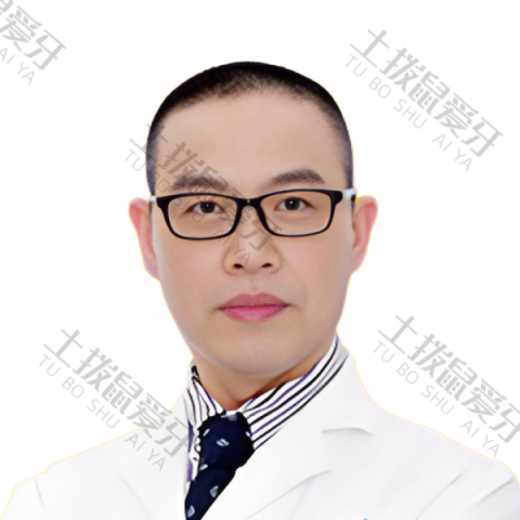 黎万洲