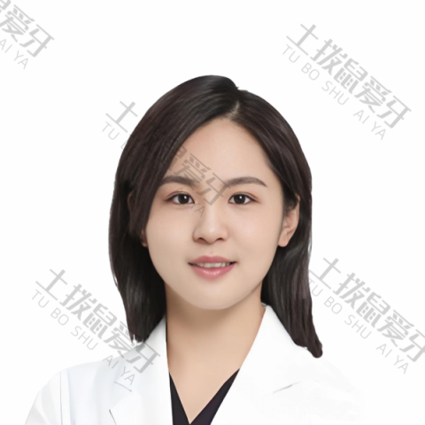 尤艳妮
