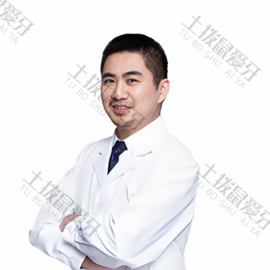 陆曾健