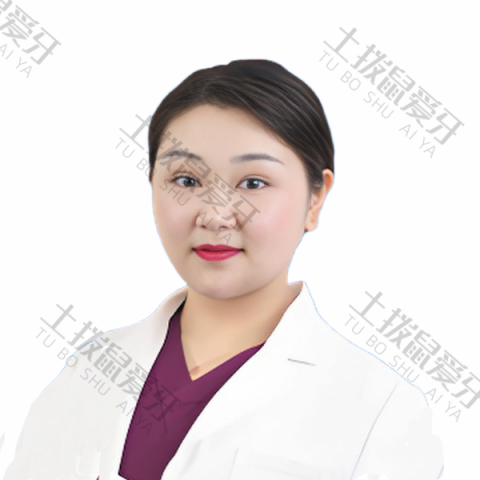 易丽超