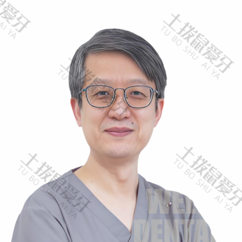 周铭