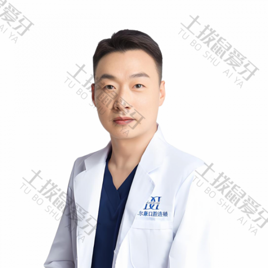 杨多文