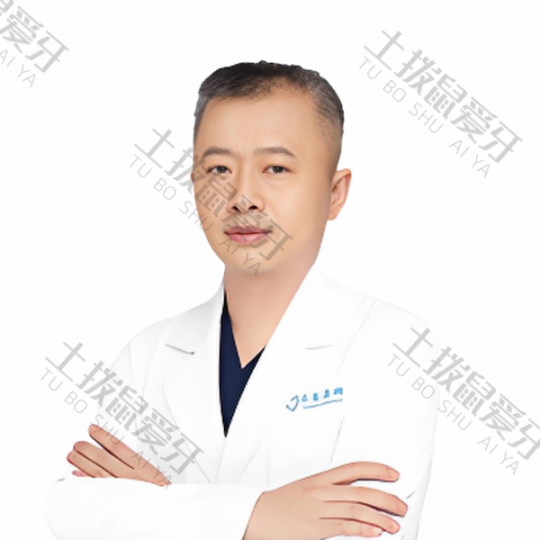 李建君