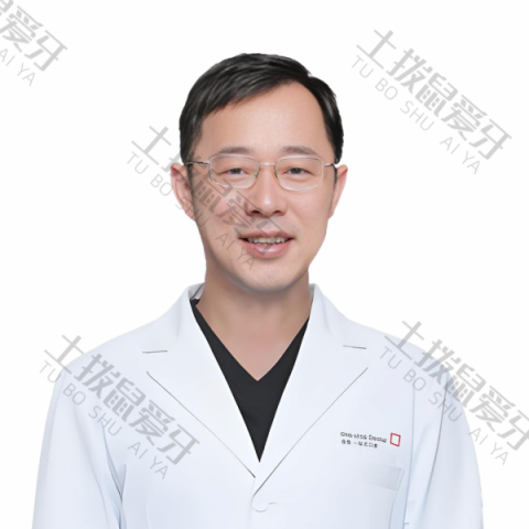 熊靖宇
