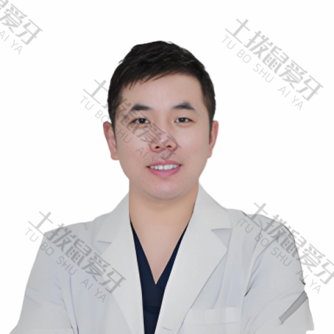 詹明明