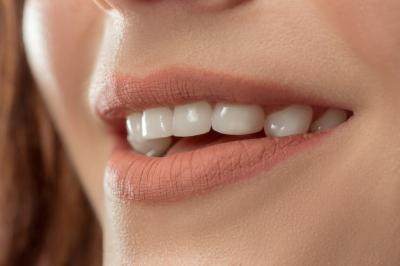 26岁牙根拔牙麻药多久失效，拔牙根后多久可以种植牙？