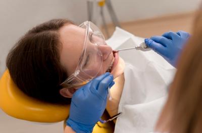 前方牵引在牙科矫正中的应用及效果评估