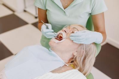 全口种植牙的适应症、手术过程及费用的详细解析