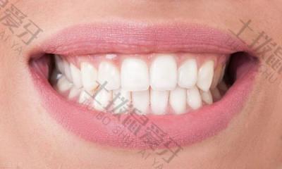 假牙一般能使用多久？烤瓷牙会影响牙齿功能吗？